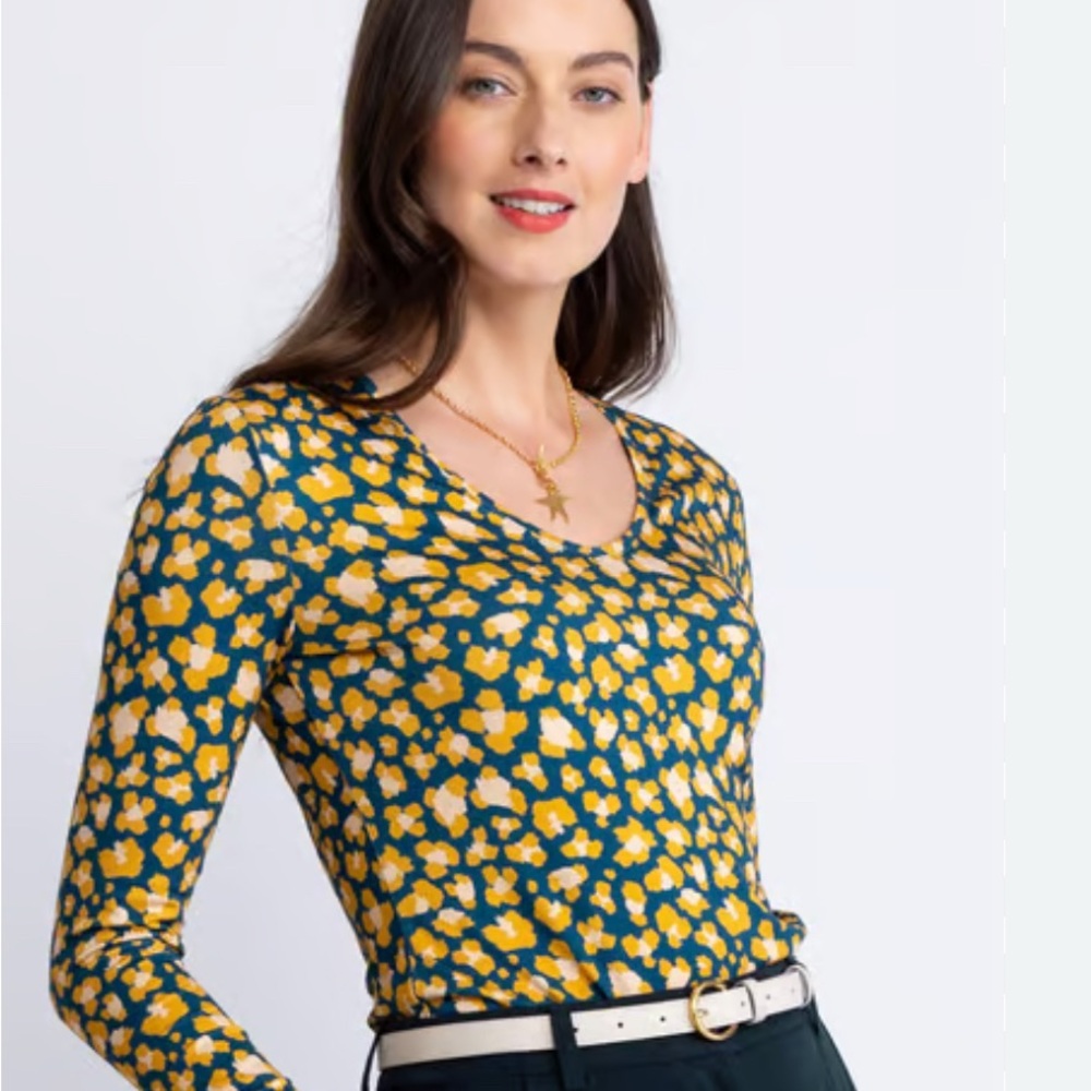 NEW Kettlewell Marine Navy Nikki V neck leopard